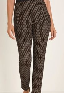 CHICOS So Slimming Juliet Embossed Chain-Print Ankle Pants